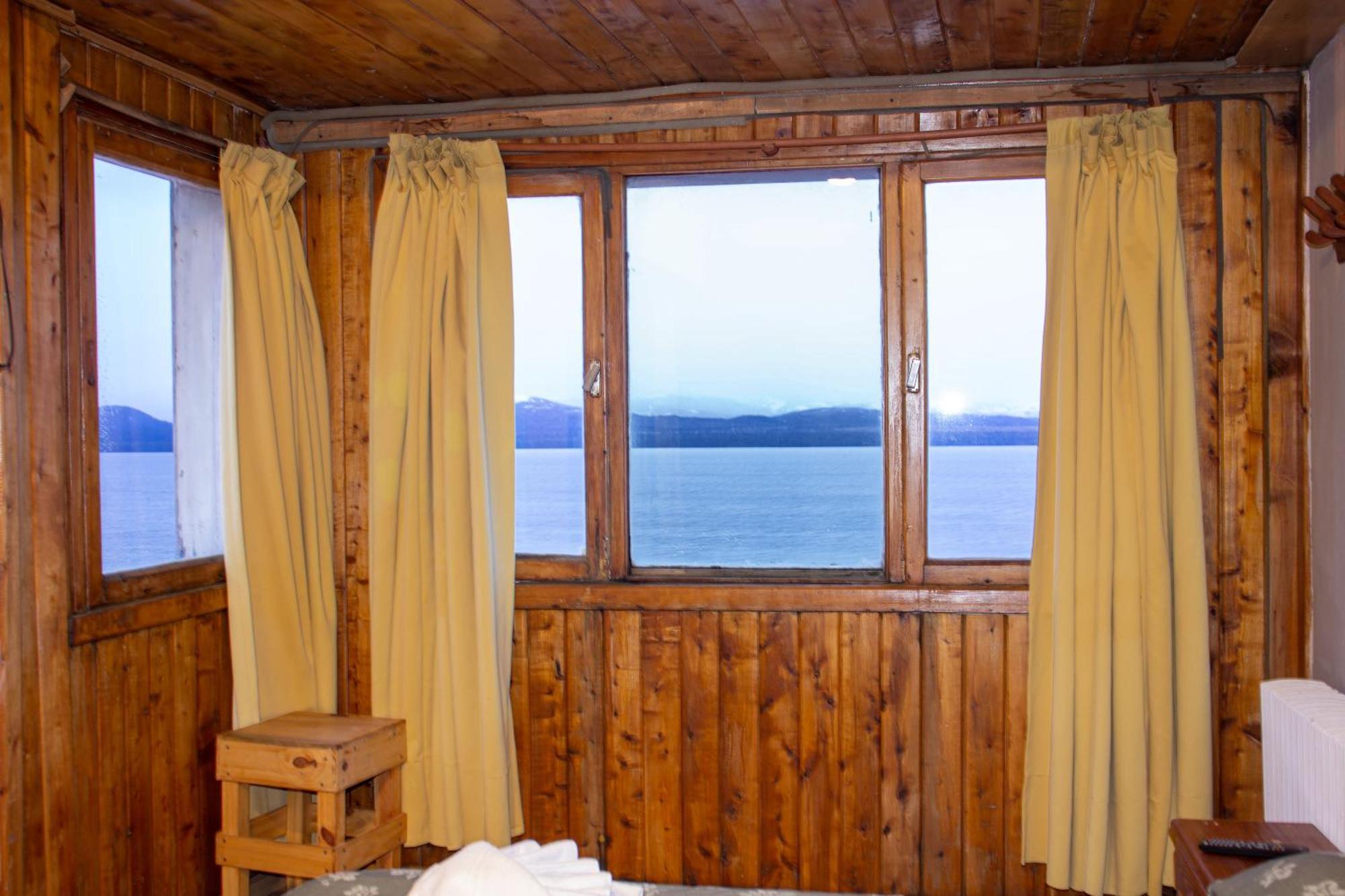 Tangoinn Hostel Downtown San Carlos de Bariloche Bagian luar foto