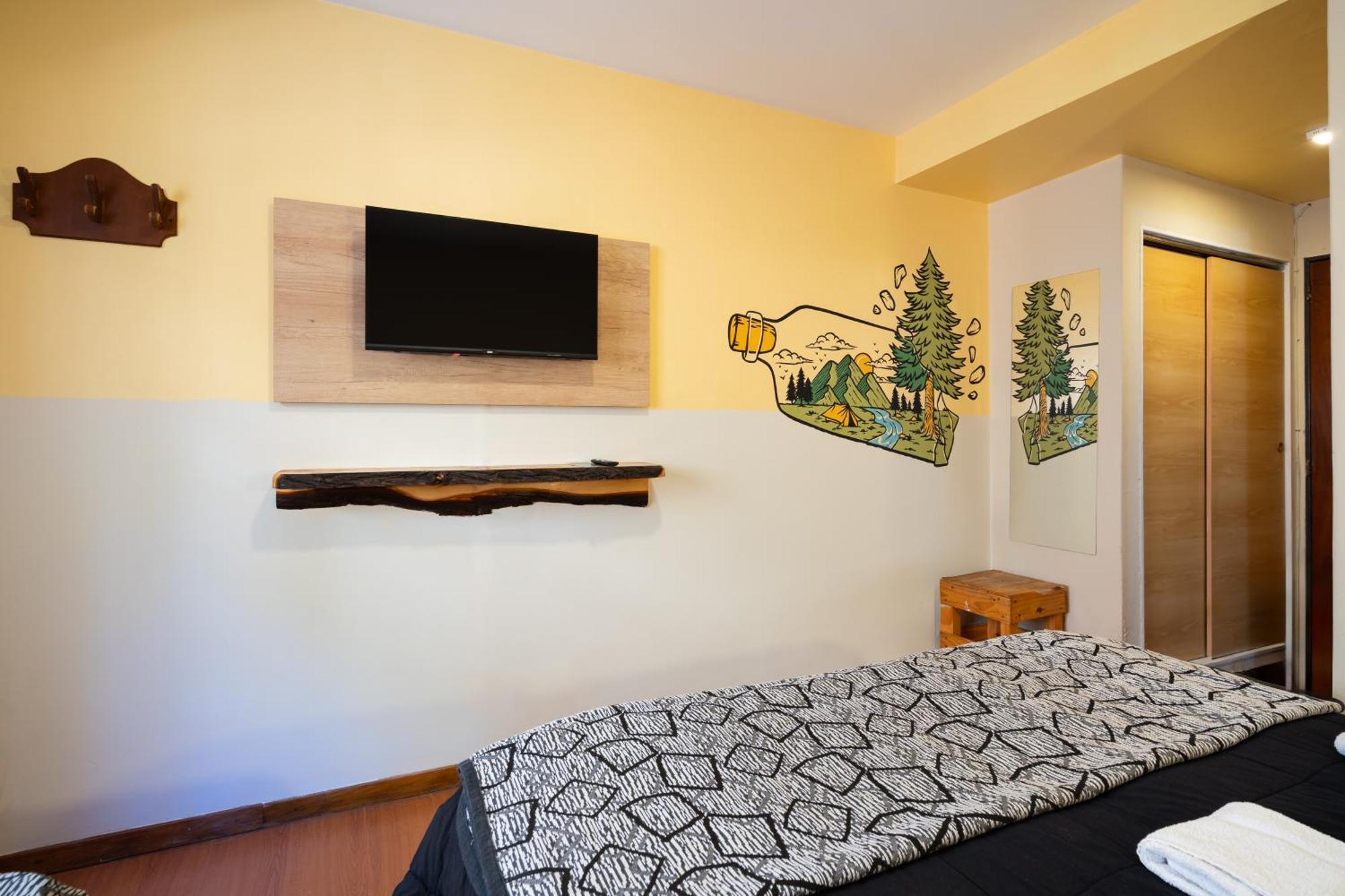 Tangoinn Hostel Downtown San Carlos de Bariloche Bagian luar foto